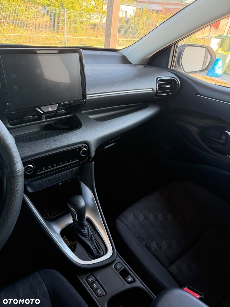Toyota Yaris 2025 photo 4