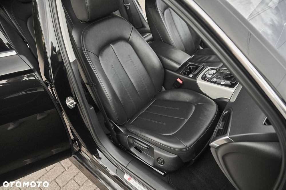 Audi A6 Avant 2.0 TDI Ultra S tronic - 25