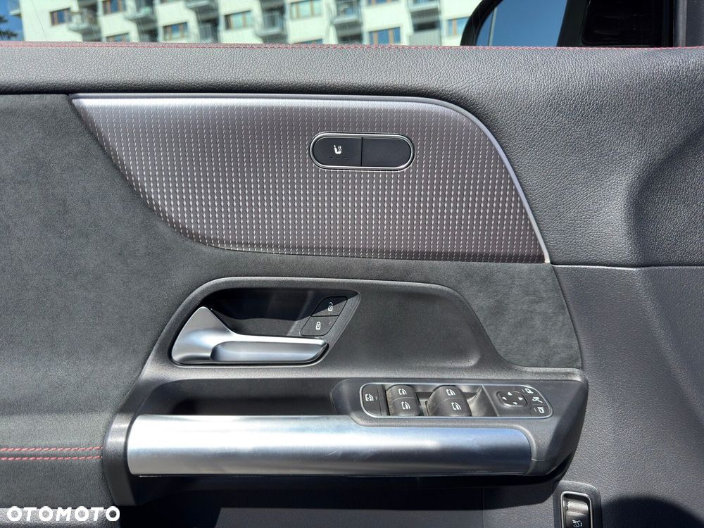 Mercedes-Benz EQA 250 66.5kWh AMG Line - 13
