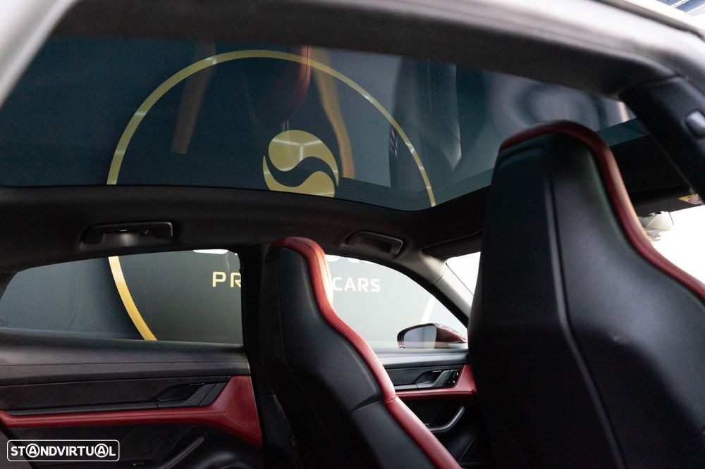 Porsche Taycan 4S - 52