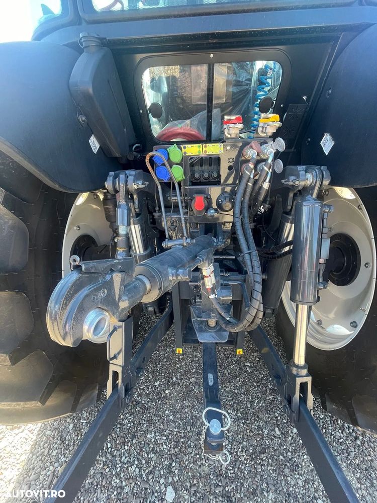 ARMATRAC 1104 LUX - 16