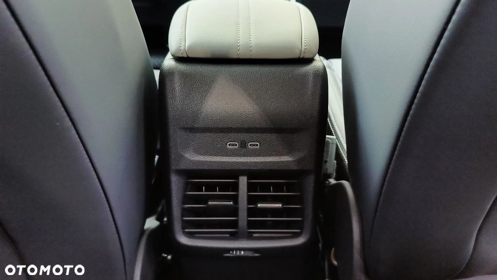 Ford Explorer 79kWh Premium RWD - 33
