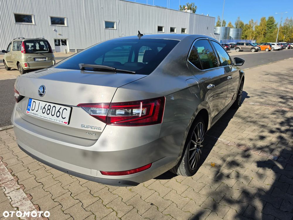 Skoda Superb - 4