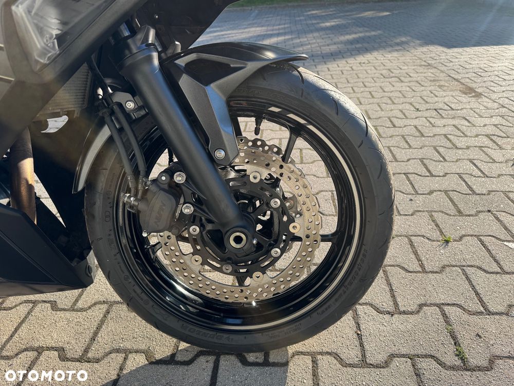 Kawasaki Ninja - 21
