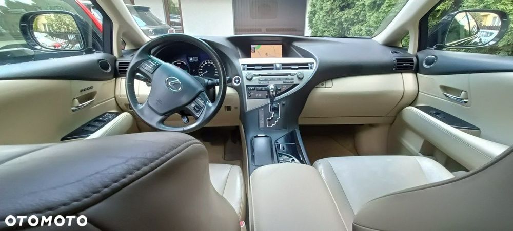 Lexus RX - 8