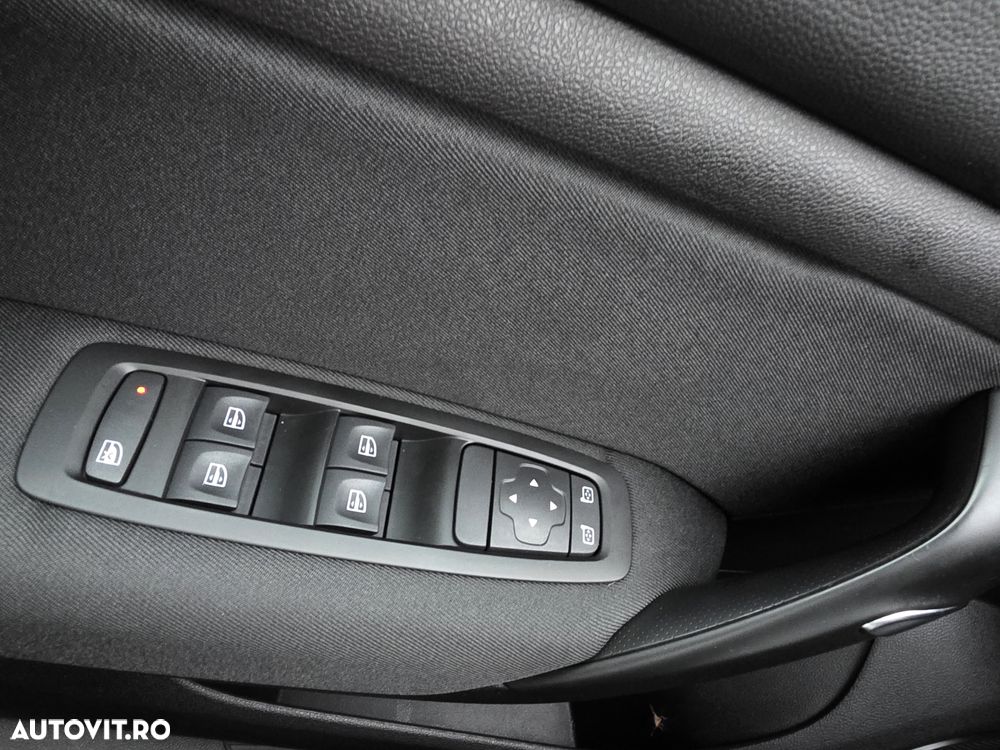 Renault Megane Blue dCi 116 Intens - 33