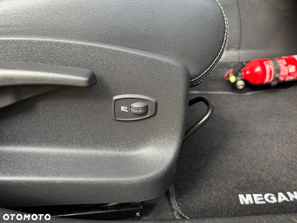 Renault Megane Grandtour dCi 160 FAP Luxe - 33