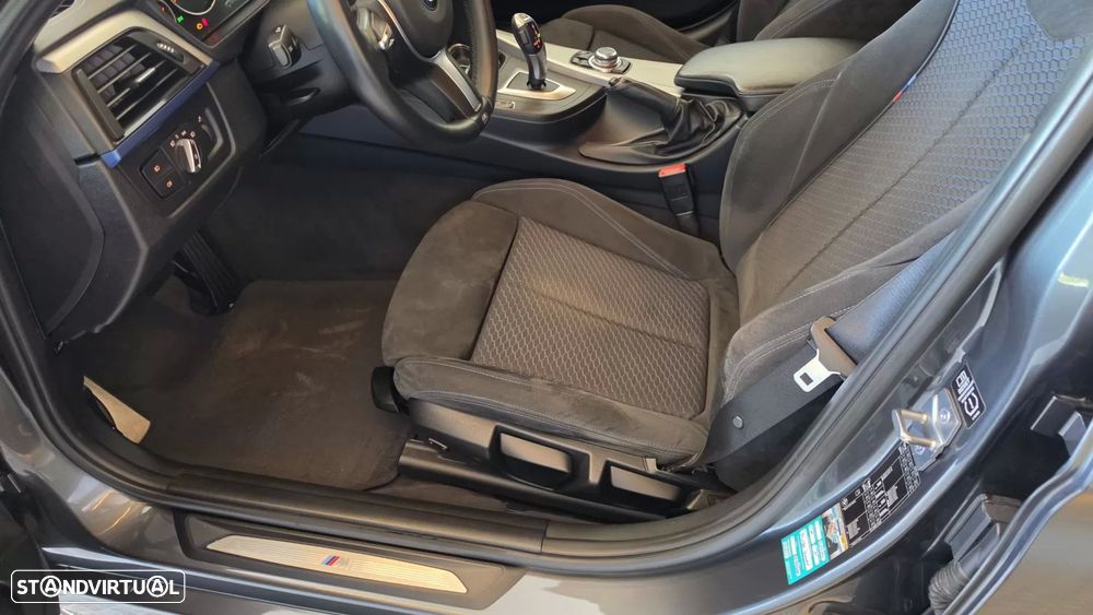 BMW 320 d Auto Pack M - 36
