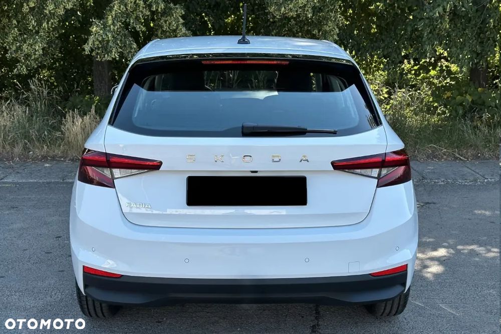 Skoda Fabia 1.0 TSI Drive - 9