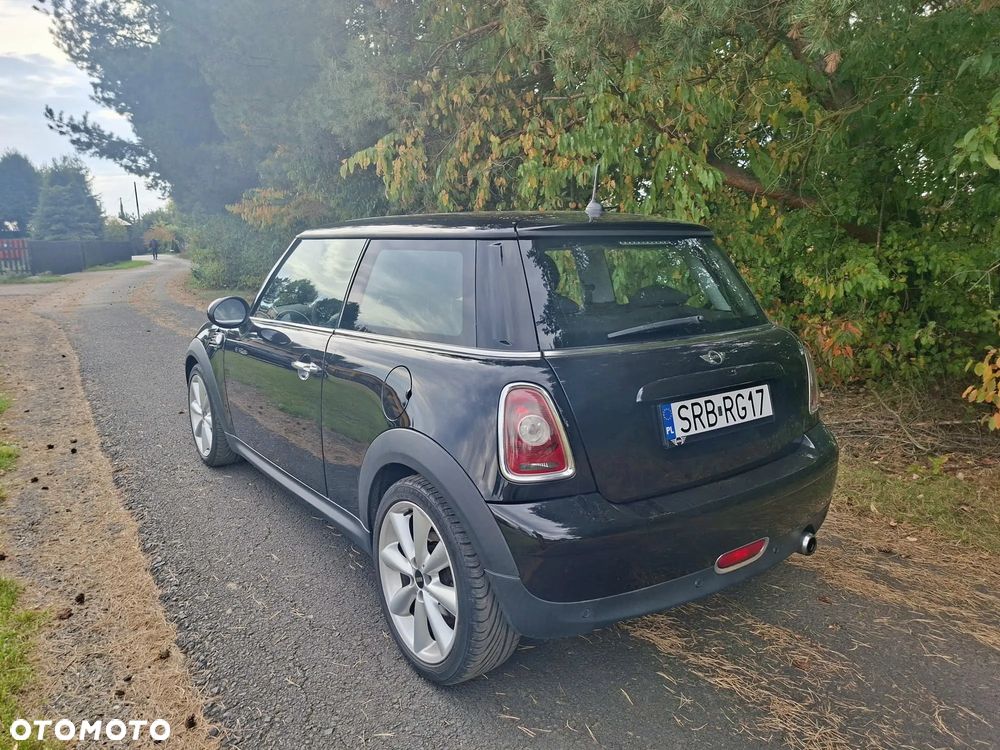 Mini One 2010 photo 4