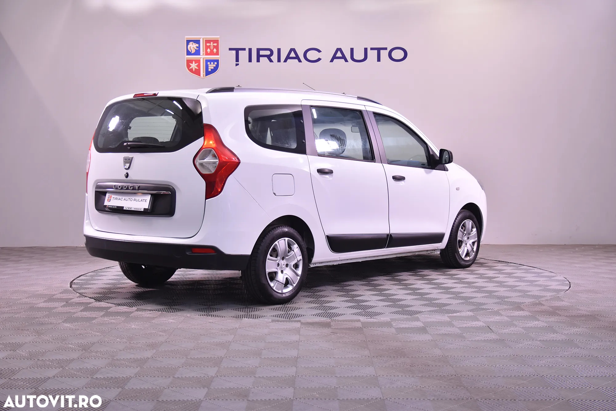 Dacia Lodgy - 5