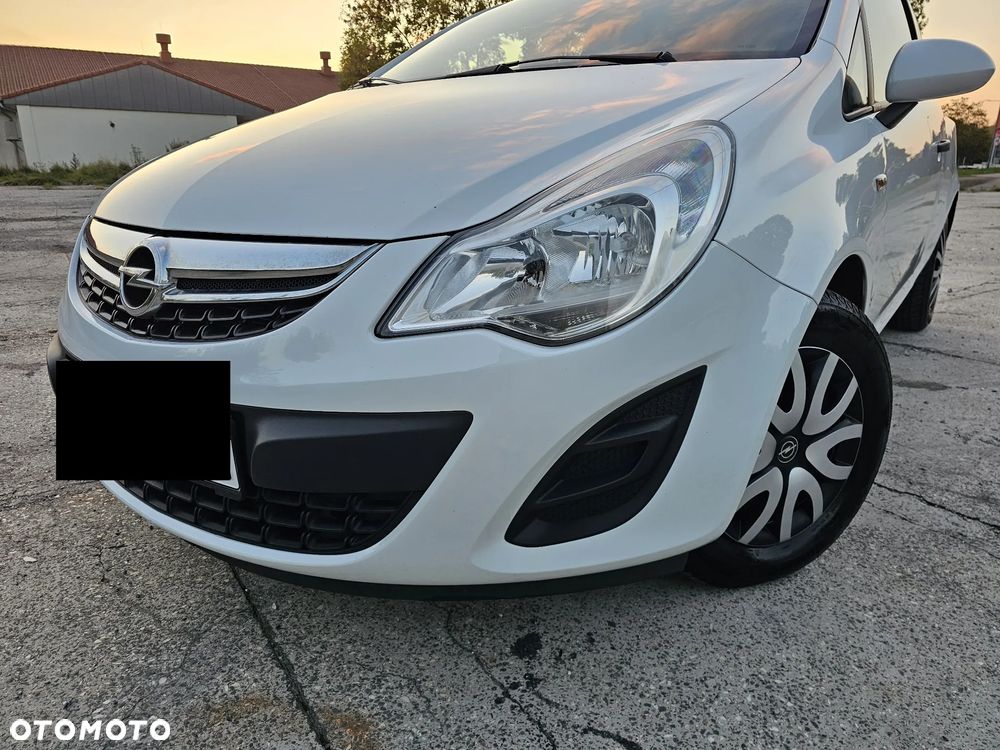 Opel Corsa 1.2 16V Edition / Active - 2