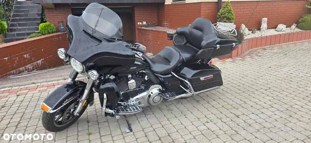 Harley-Davidson FLH Electra Glide - 1
