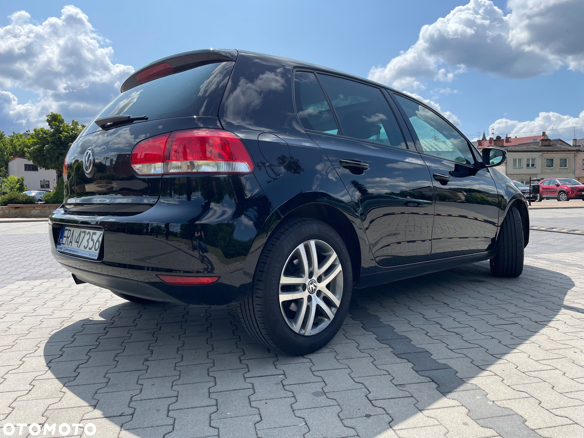 Volkswagen Golf 1.6 TDI DPF Trendline - 4