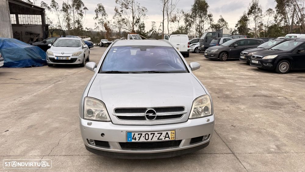 Opel Vectra Caravan 1.9 CDTi Elegance Aut - 2