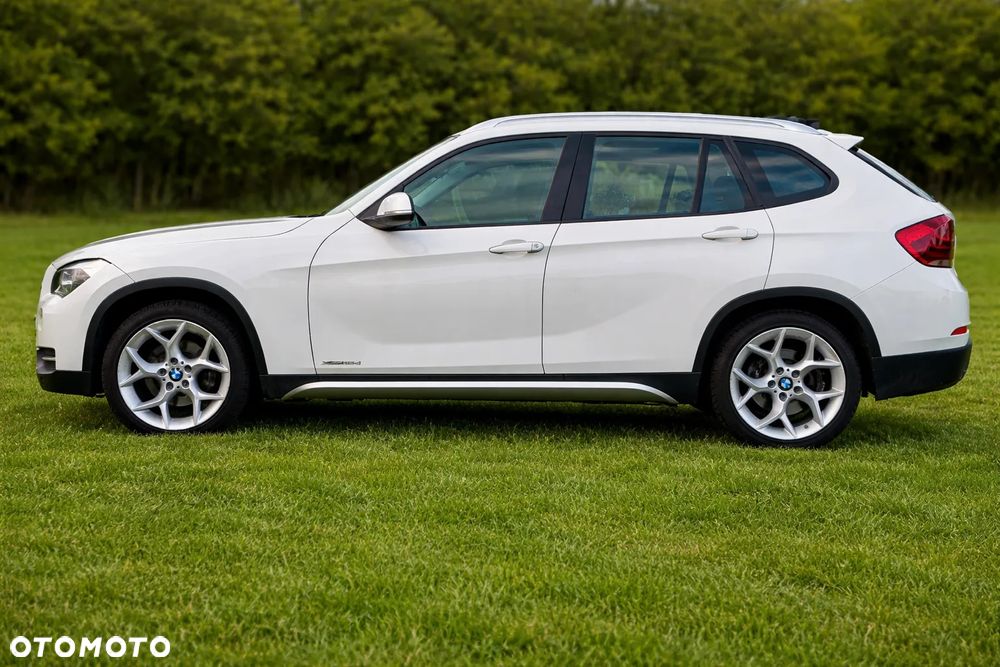 BMW X1 xDrive18d Sport Line - 4