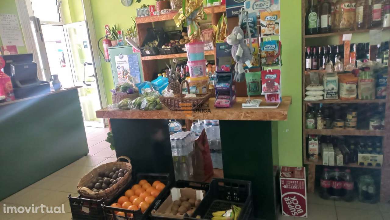 Trespasse: Minimercado nos Altos, Maia - Grande imagem: 4/6