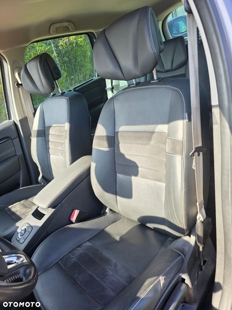 Renault Grand Scenic dCi 110 EDC Bose Edition - 38