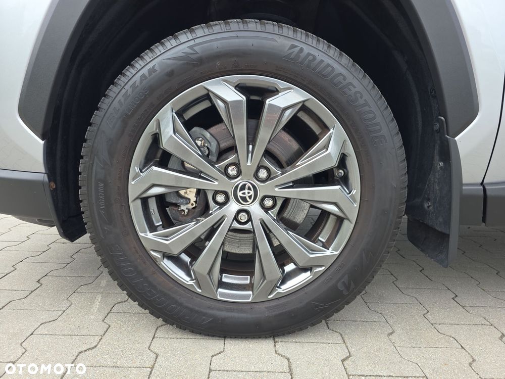Toyota RAV4 - 10