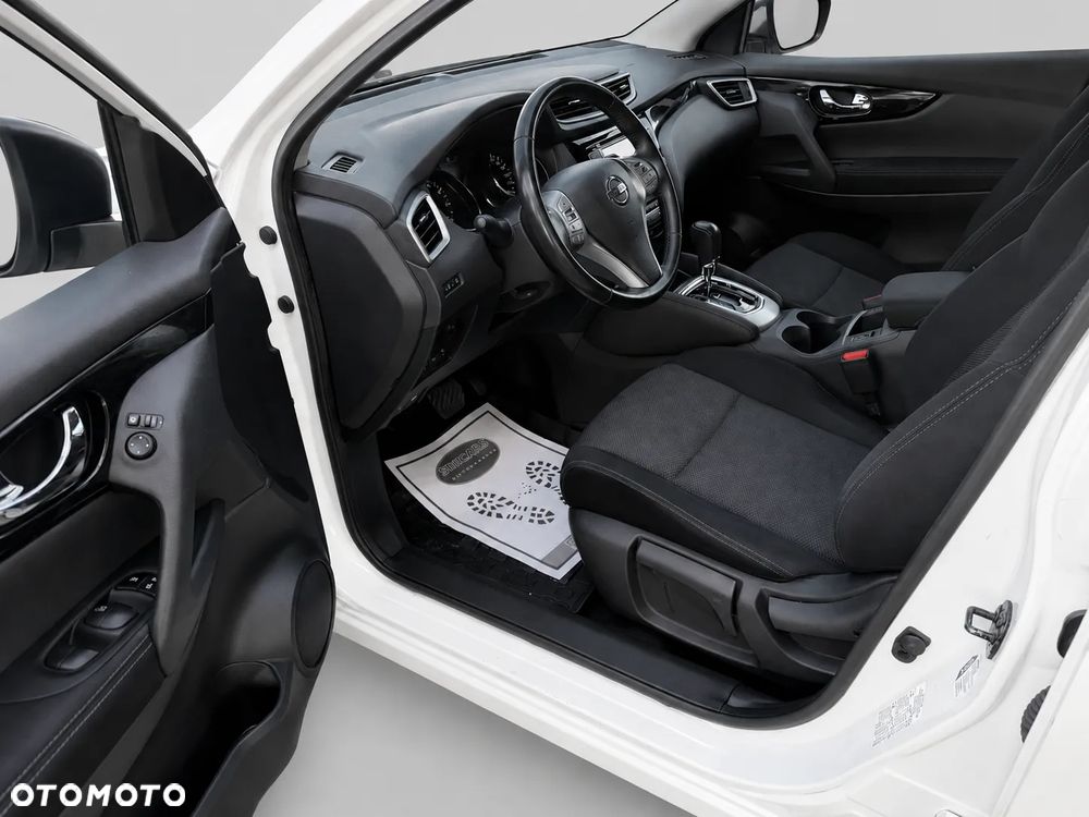 Nissan Qashqai 1.2 DIG-T Xtronic TEKNA - 23