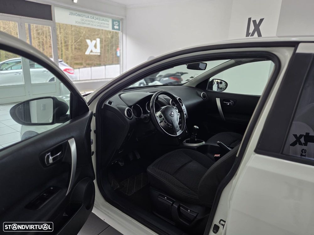Nissan Qashqai 1.5 dCi DPF visia - 11