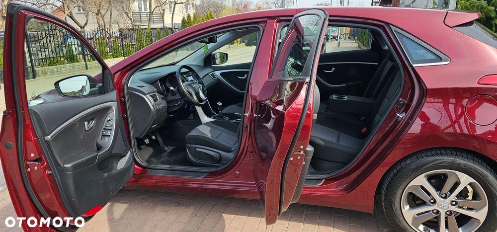 Hyundai i30 1.4 Select - 10