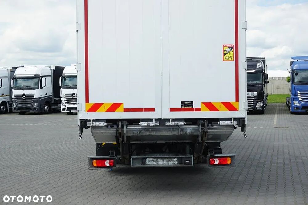 Renault / D 320 / EURO 6 / FIRANKA + WINDA / 21 PALET / ŁAD. 16 530 KG - 40