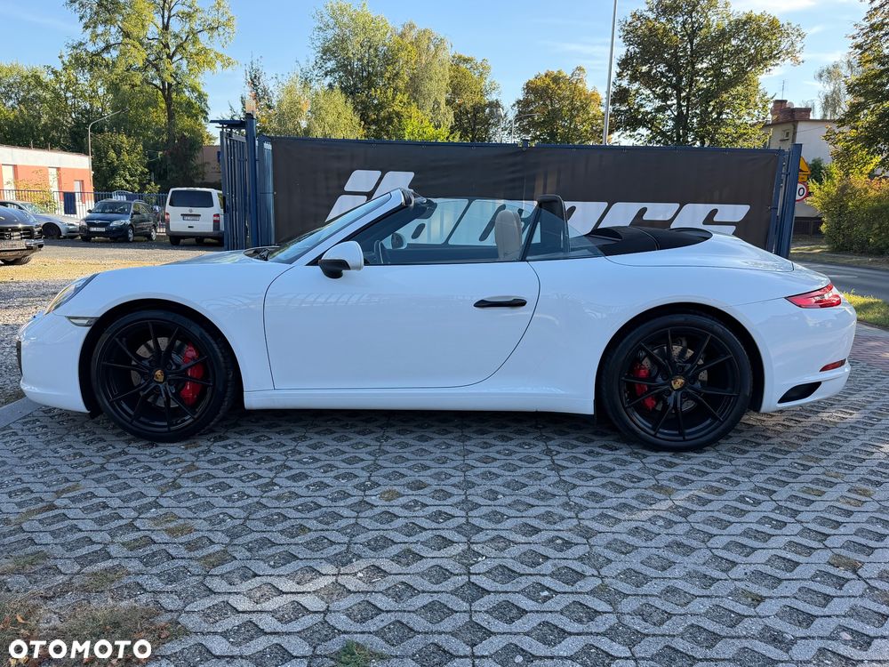 Porsche 911 Carrera S PDK - 16