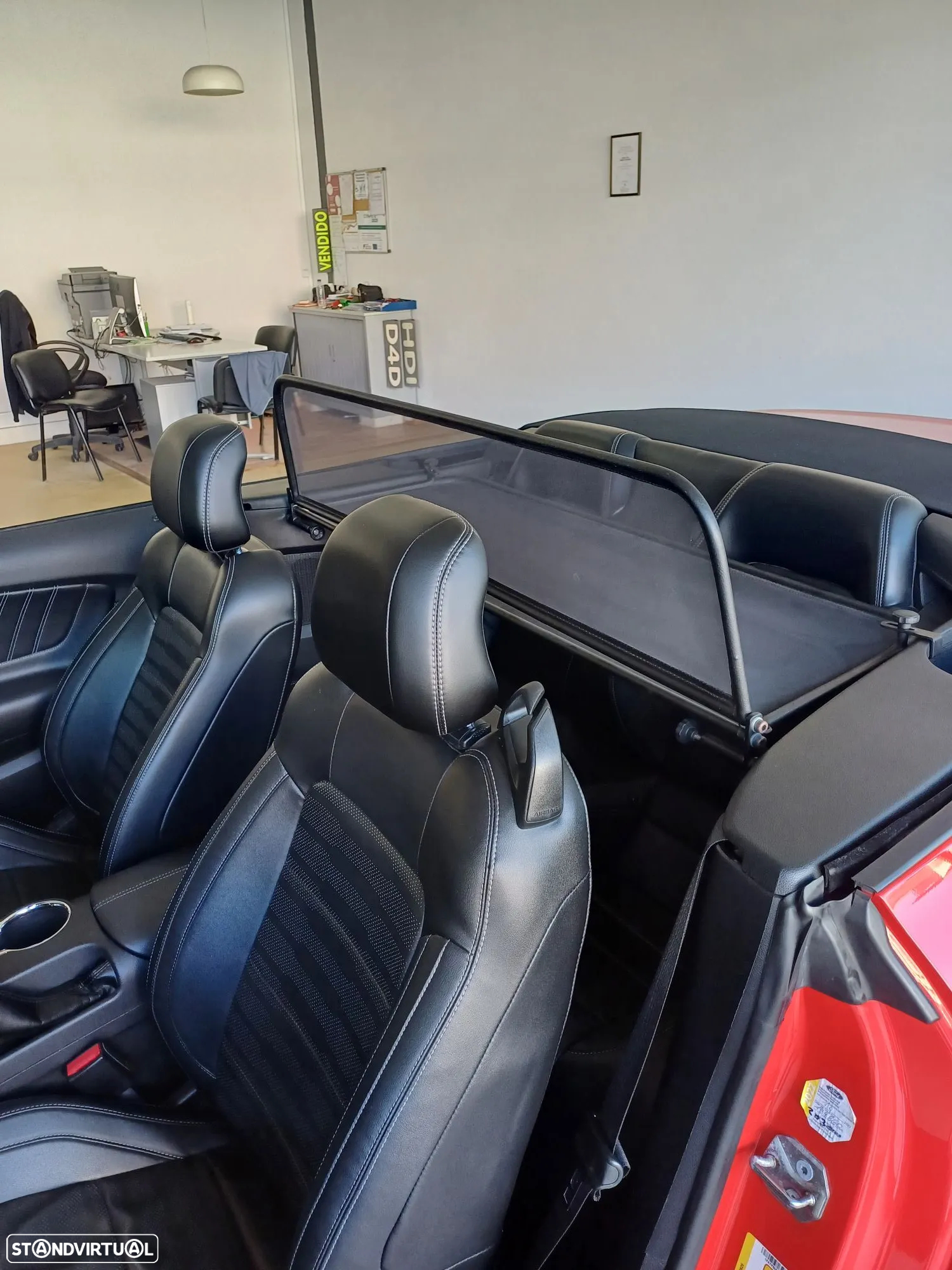 Ford Mustang Cabrio 2.3 Eco Boost - 10