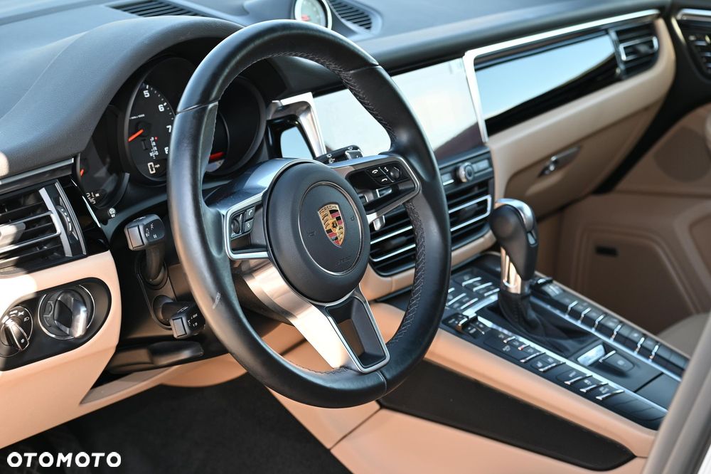 Porsche Macan PDK - 12