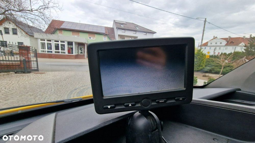 Mercedes-Benz Sprinter - 15