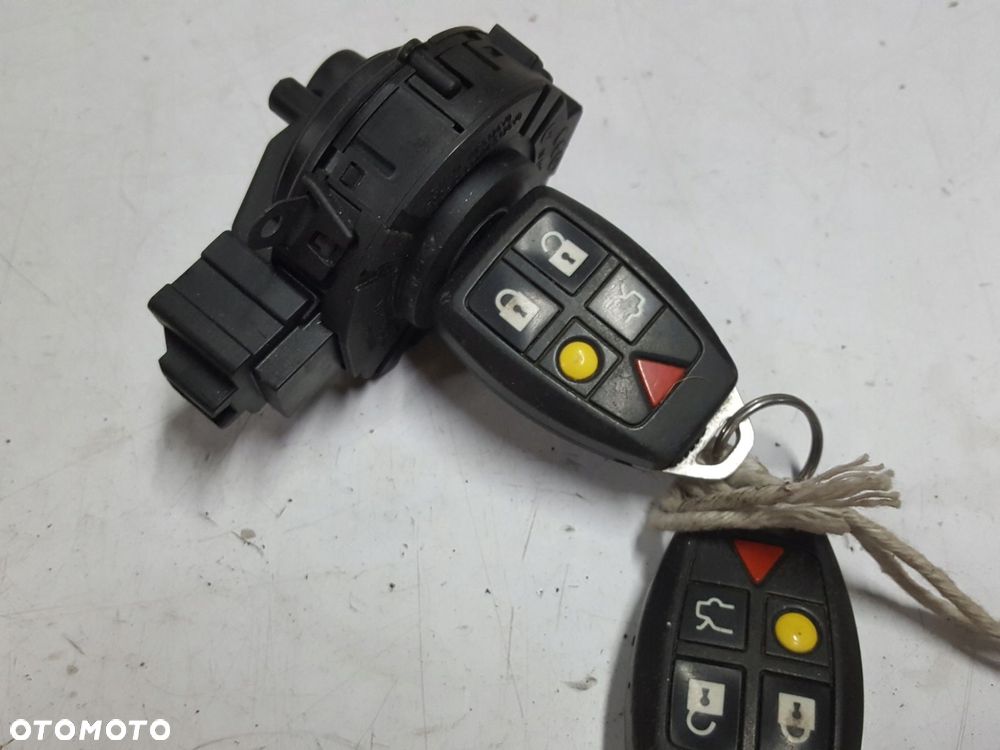VOLVO V50 S40 II 04r- STACYJKA KLUCZYKI - 2