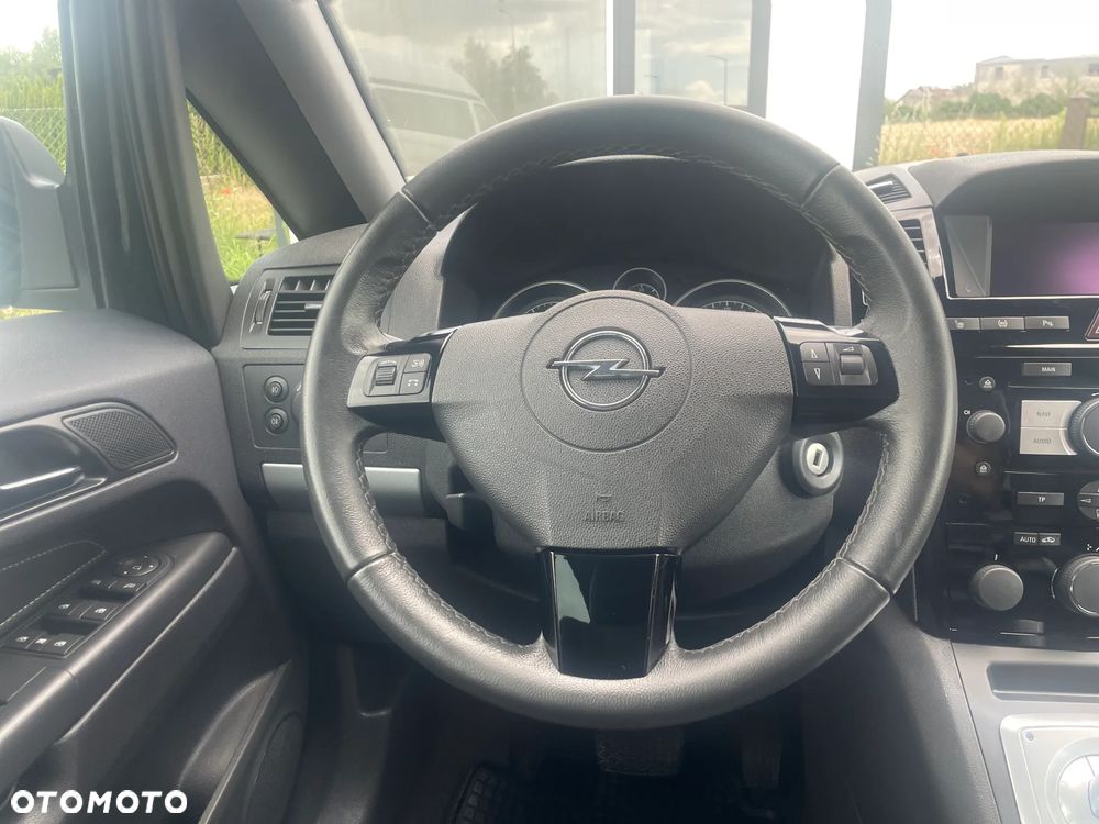 Opel Zafira 1.8 Cosmo Easytronic - 13