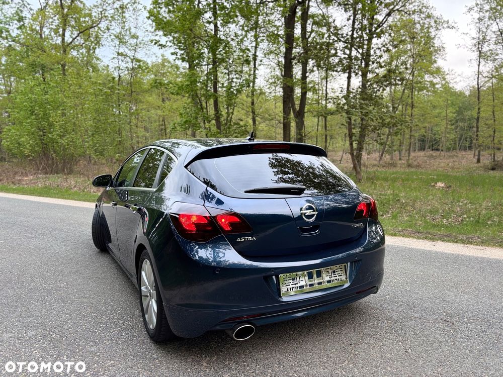 Opel Astra - 10