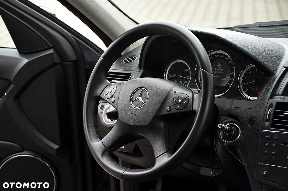 Mercedes-Benz Klasa C 180 Kompressor Elegance - 26