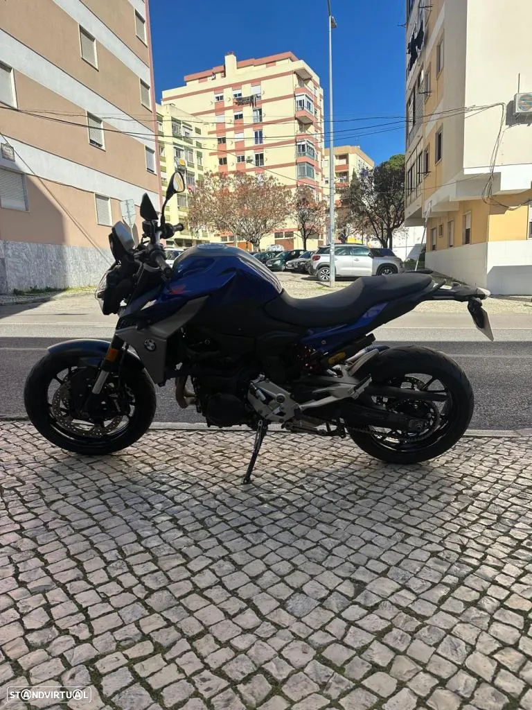 BMW F 900 R - 11