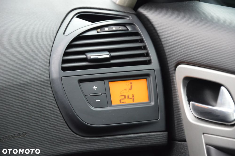 Citroën C4 Picasso 1.6 VTi Attraction - 23