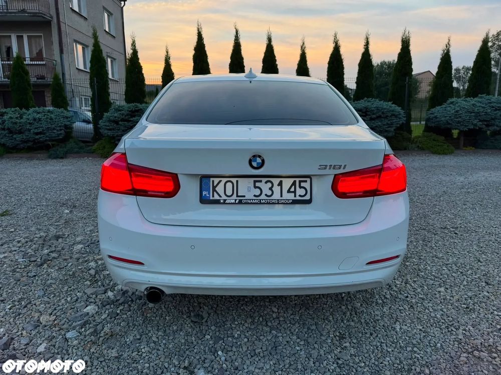 BMW Seria 3 318i Advantage - 6