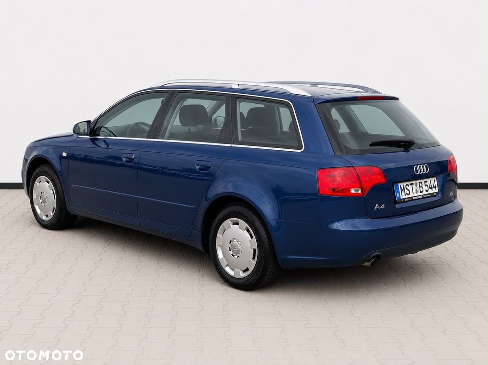 Audi A4 Avant - 11
