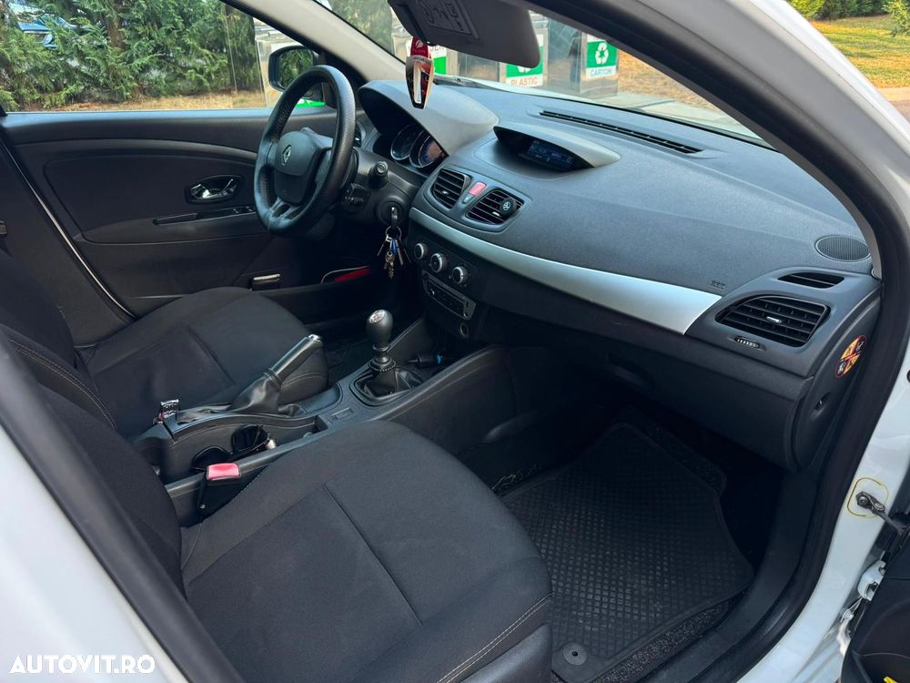 Renault Megane - 9
