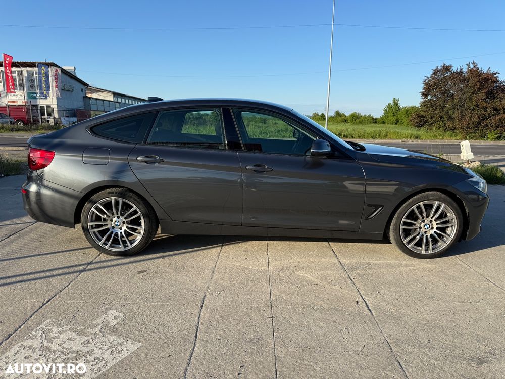 BMW Seria 3 318d Aut. Sport Line - 11