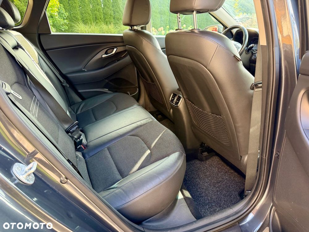 Hyundai i30 1.5 T-GDI 48V-Hybrid DCT Prime - 23