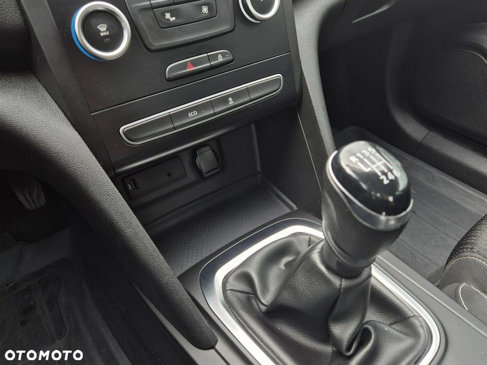 Renault Megane - 25
