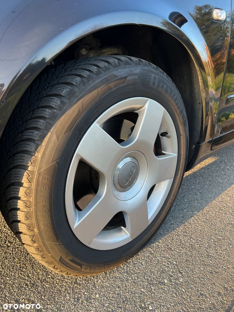 Audi A4 Limousine 1.8T - 12