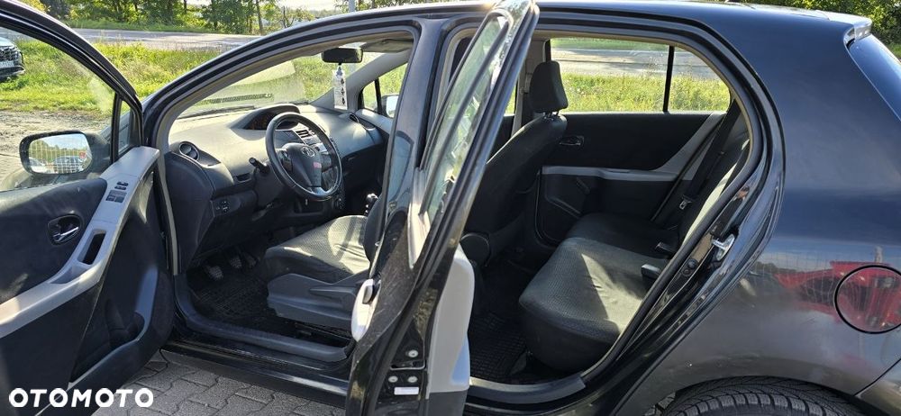 Toyota Yaris 1.4 D-4D Luna - 14