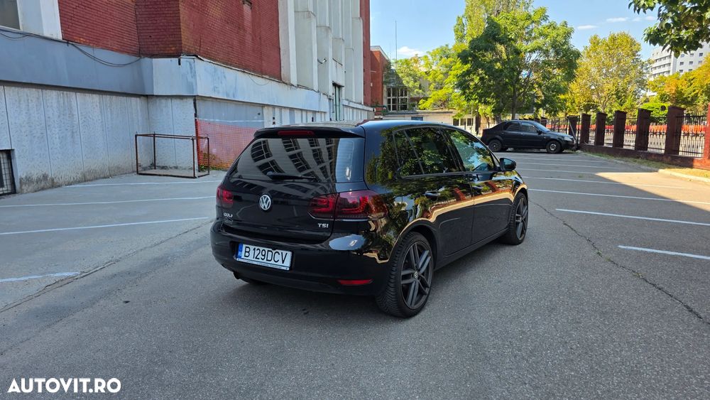 VOLKSWAGEN Golf 2010 — imagine 6