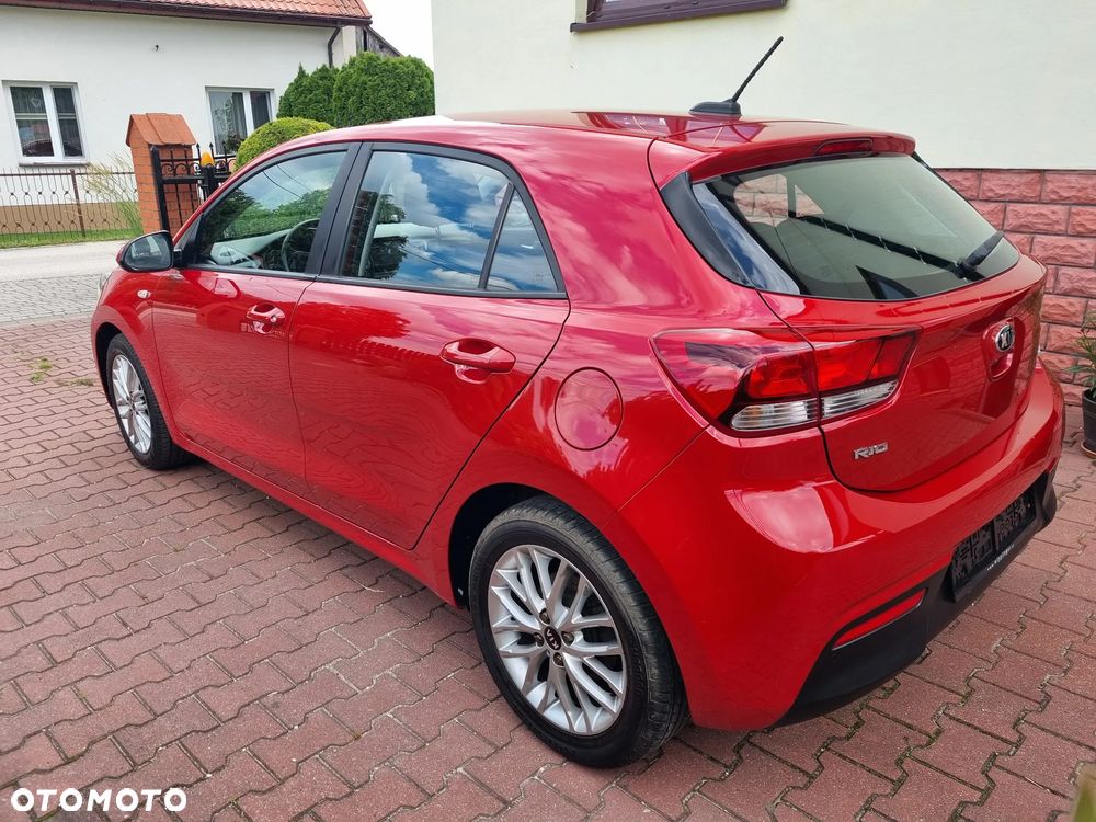 Kia Rio 1.0 T-GDI 100 Dream-Team Edition - 5