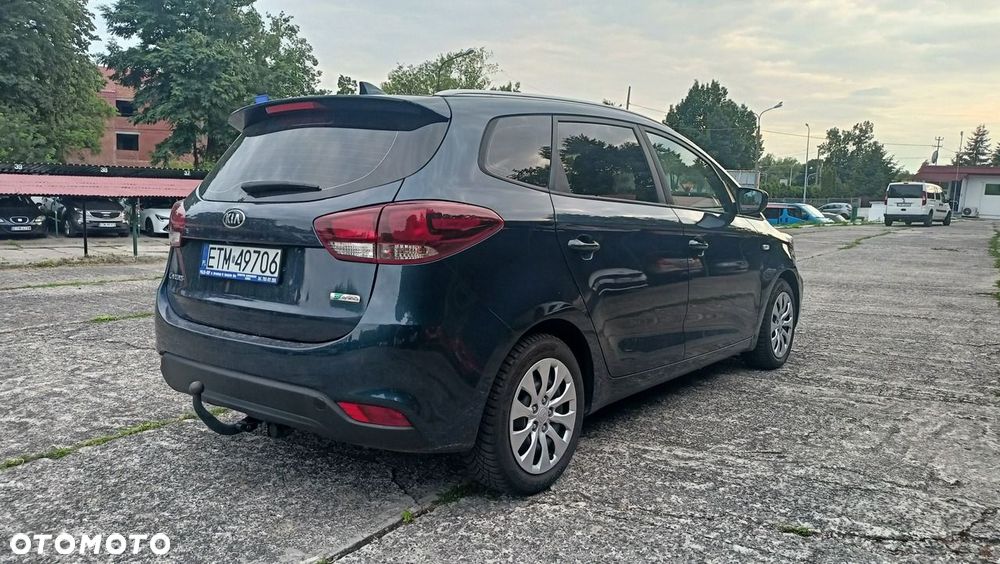Kia Carens 1.7 CRDi L 7os - 23
