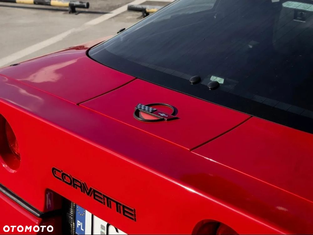 Chevrolet Corvette - 26