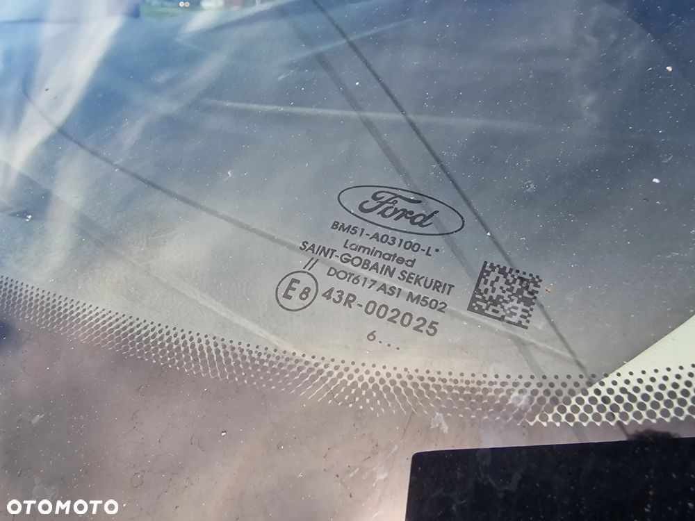 Ford Focus 1.5 TDCi SYNC Edition - 8